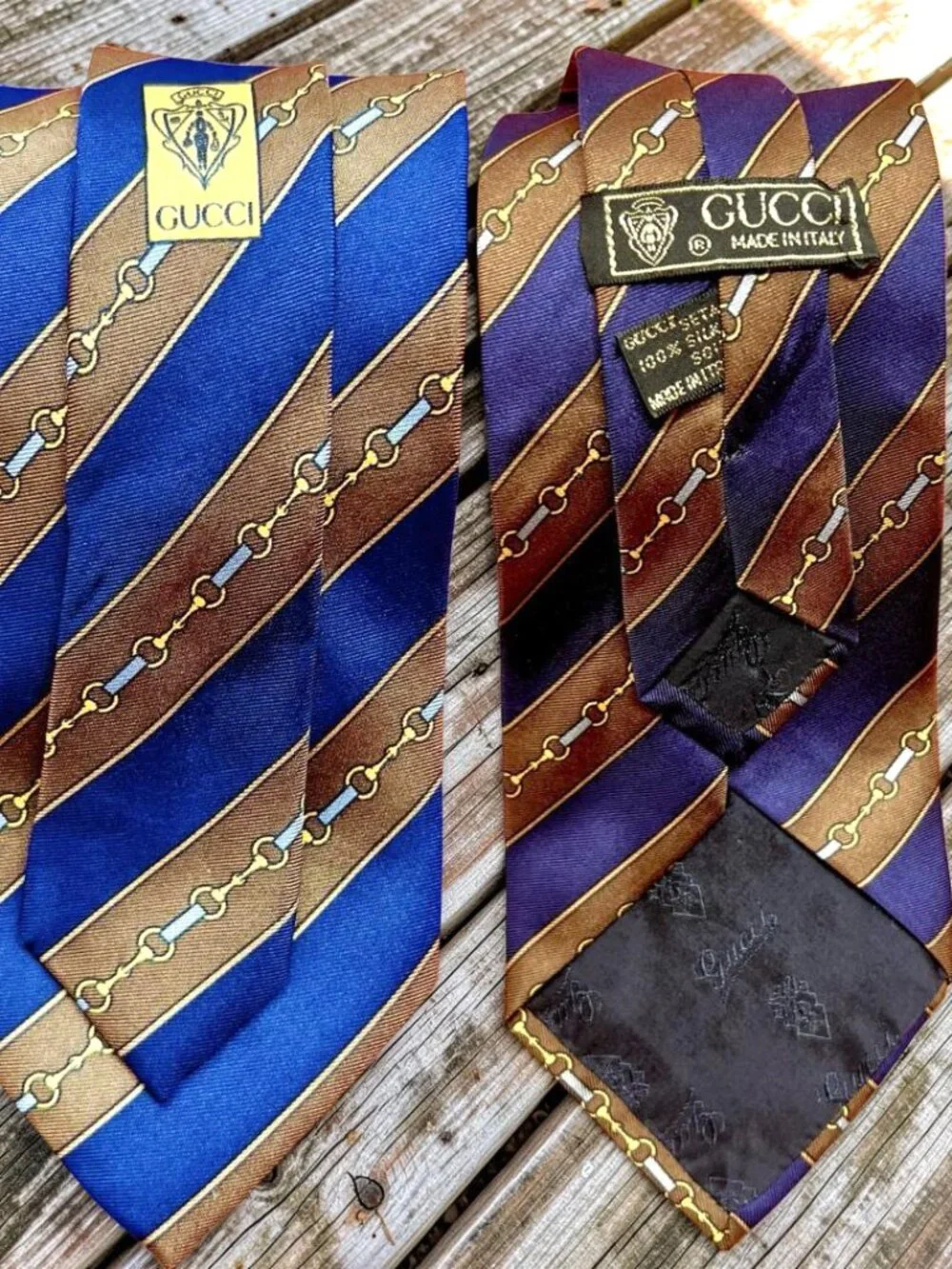 Classic Smooth Gucci Neck-Tie 100% silk blue brown gold striped, Italy Made ( 42
